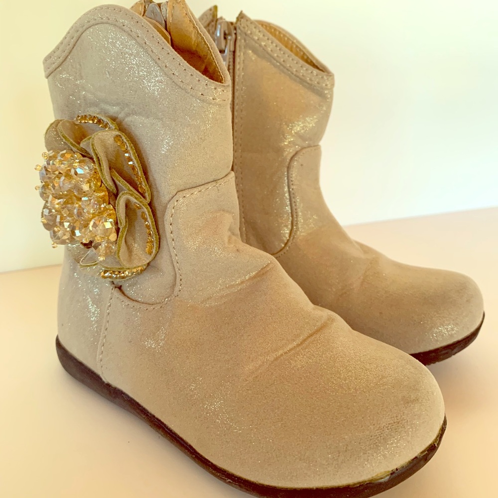 Serena C Minie 2 Gold Suede Boots